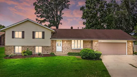 7912 E Long Lk, Norway, WI 53185