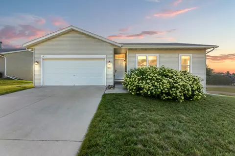 531 Brookstone, Watertown, WI 53094