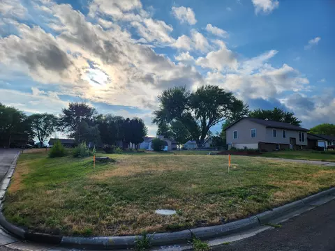 203 14th, Onalaska, WI 54650
