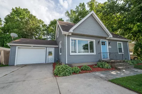 1501 E Washington, West Bend, WI 53095
