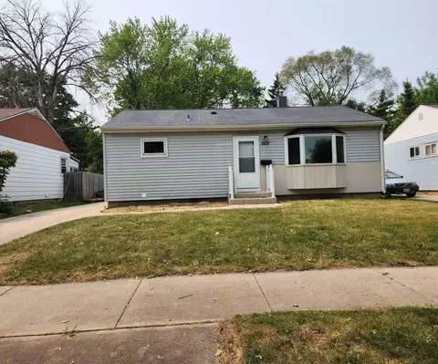 5501 N Prentiss, Milwaukee, WI 53218