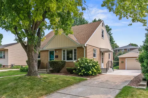 3414 N 99th, Milwaukee, WI 53222