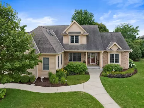 1845 Mineral Spgs, Oconomowoc, WI 53066