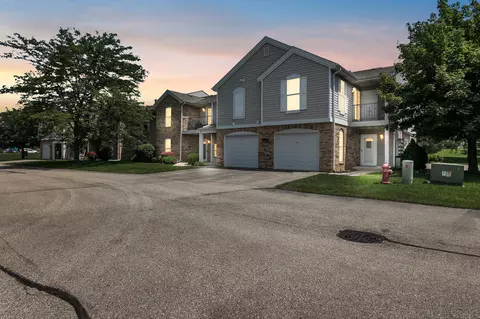 1230 N Sunnyslope #102, Mount Pleasant, WI 53406