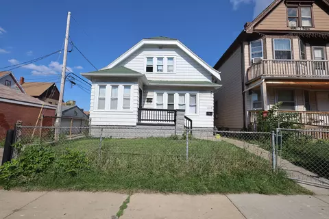 2320 S 18th #2320A, Milwaukee, WI 53215