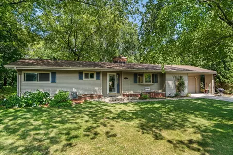 116 Crestwood, Sheboygan Falls, WI 53085