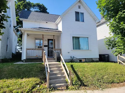 1229 Michigan, Sheboygan, WI 53081