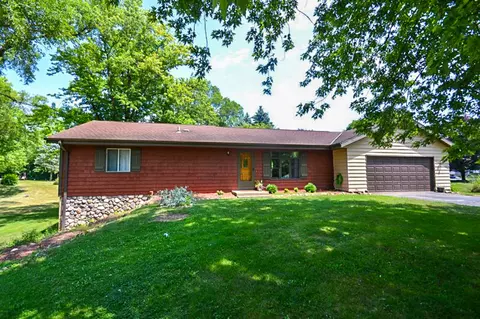 w312s5420 Dable, Genesee, WI 53149