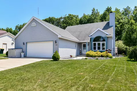 10438 S Donald, Oak Creek, WI 53154