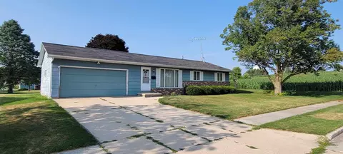 930 North, Lomira, WI 53048