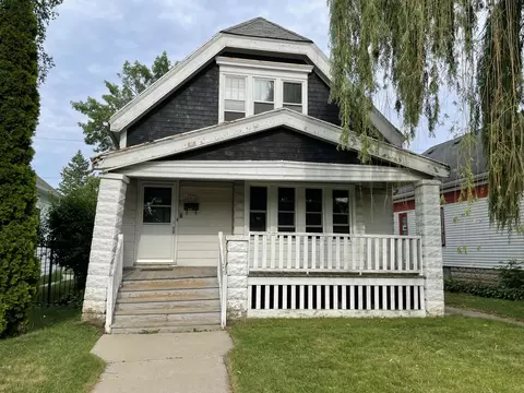 2830 N 38th, Milwaukee, WI 53210