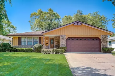 1645 Mackinac, South Milwaukee, WI 53172