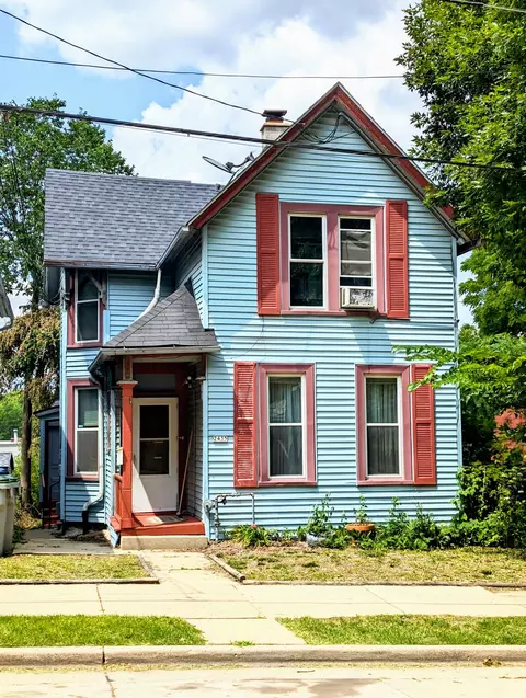 2435 S Burrell, Milwaukee, WI 53207