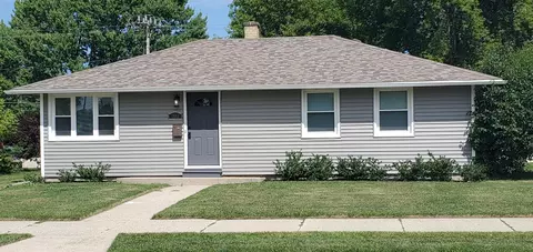 1643 Summit, Racine, WI 53404