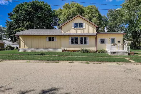 708 Minerva, Horicon, WI 53032