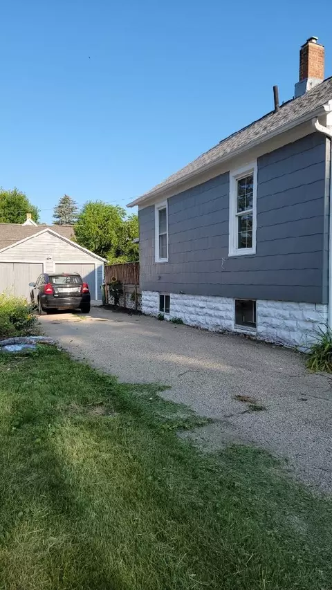 370 Ellis, Fond Du Lac, WI 54935