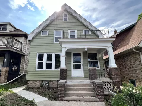 1373 N Hawley, Milwaukee, WI 53208
