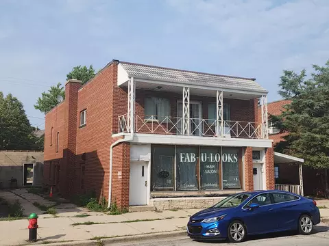 8426 W Lisbon, Milwaukee, WI 53222
