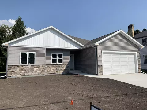 327 Union, Johnson Creek, WI 53038