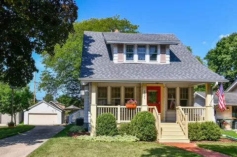 1921 N 83rd, Wauwatosa, WI 53213