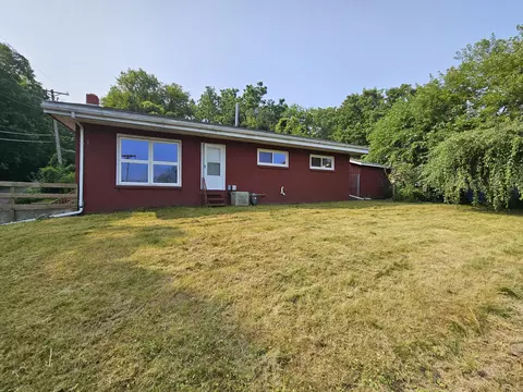 16591 Heuston, Galesville, WI 54630