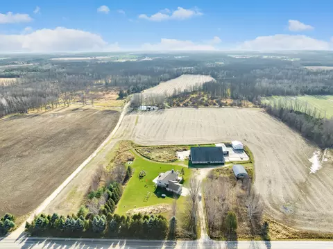 e1933 County Road Ab, Franklin, WI 54208