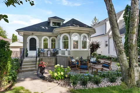 5850 N Shoreland, Whitefish Bay, WI 53217