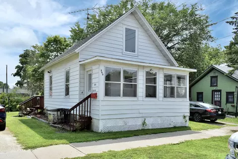 260 Jackson, Winona, MN 55987