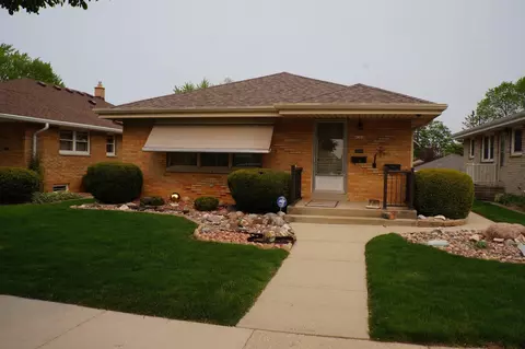 4308 N 70th, Milwaukee, WI 53216