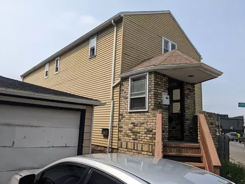 1449 S Cesar E Chavez, Milwaukee, WI 53204
