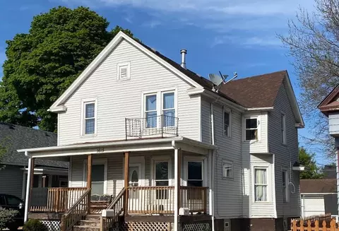 1615 Phillips, Racine, WI 53403