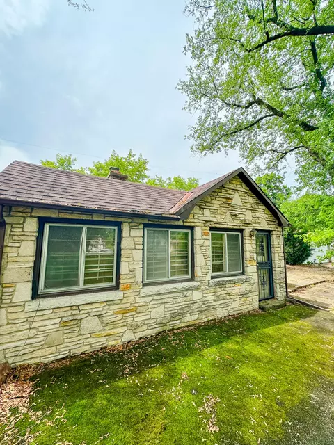 5077 N 57th, Milwaukee, WI 53218
