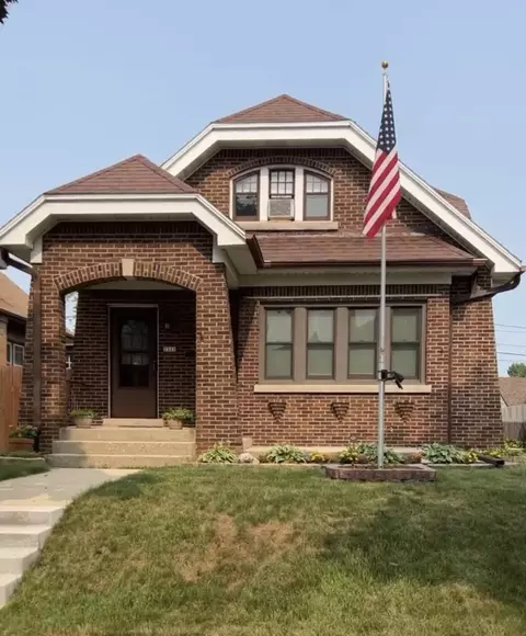 2322 S 59th, West Allis, WI 53219