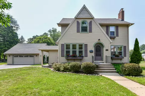 222 N Church, Elkhorn, WI 53121