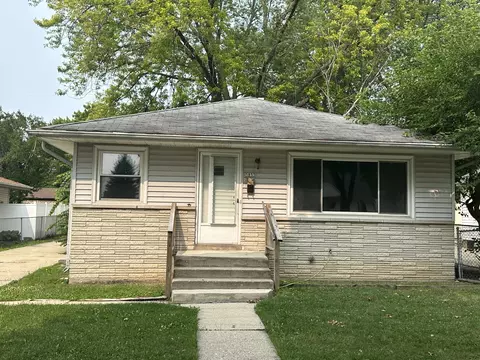 5855 N 78th, Milwaukee, WI 53218