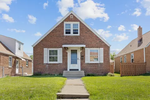 3348 S 13th, Milwaukee, WI 53215