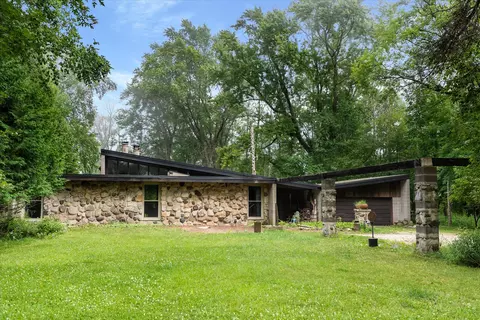 3558 E Norport, Port Washington, WI 53074