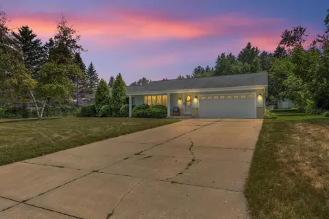10031 W Juniper, Milwaukee, WI 53224