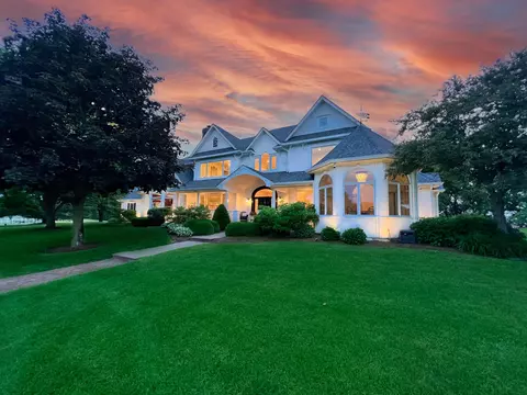 5625 Cranberry, Burlington, WI 53105