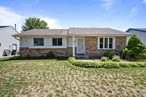 9751 W Darnel, Milwaukee, WI 53224
