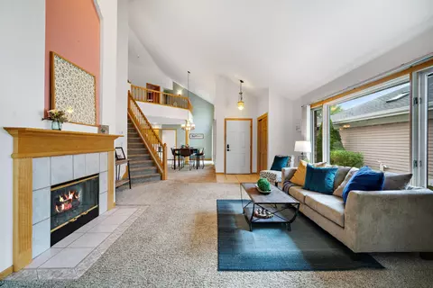 14340 W Waters Edge, New Berlin, WI 53151