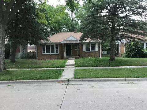 5317 W Lincoln Crk, Milwaukee, WI 53218