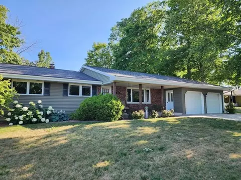 1115 Dreifuerst, Plymouth, WI 53073