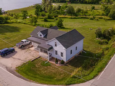 w4404 Water Street, Lima, WI 53093