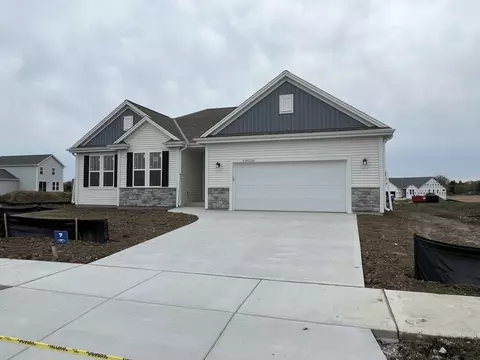 w188n5724 Clover, Menomonee Falls, WI 53051