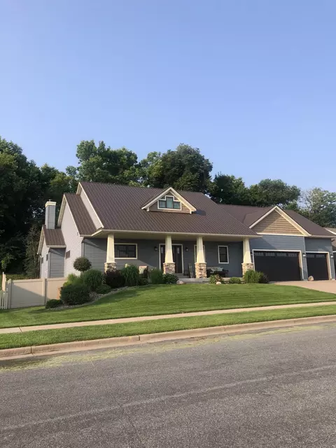 700 Knollwood, Holmen, WI 54636
