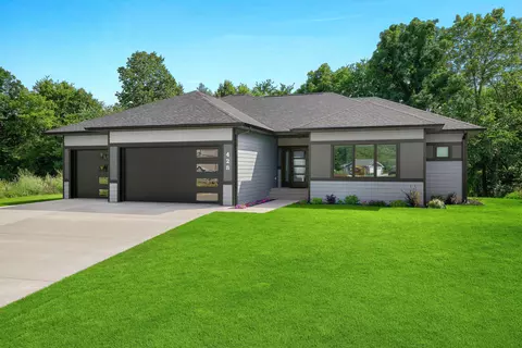 428 Backstretch, La Crescent, MN 55947