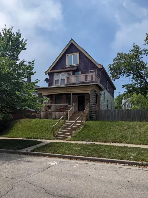 2535 N Buffum #2537, Milwaukee, WI 53212