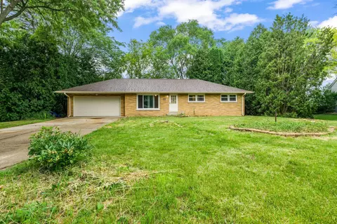 14206 W Dakota, New Berlin, WI 53151