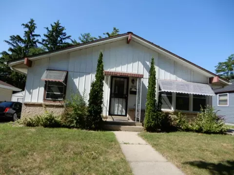 4706 W Brentwood, Milwaukee, WI 53223